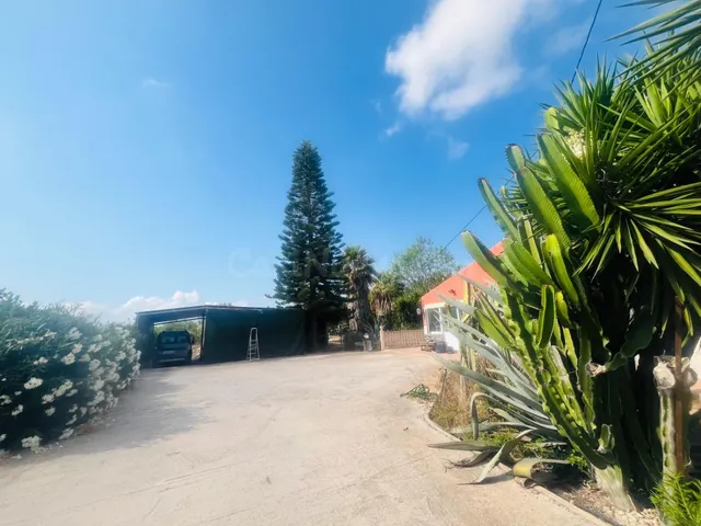 SE VENDE CHALET CON PISCINA EN LA HOYA (ELCHE) - foto 4