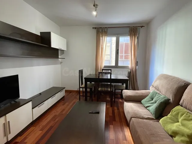 ALQUILER APARTAMENTO ZONA CENTRO DE PONFERRADA — 2