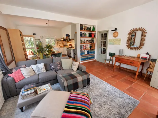 Casa independiente con piscina, porche y jardín en Castilblanco de los Arroyos — 32