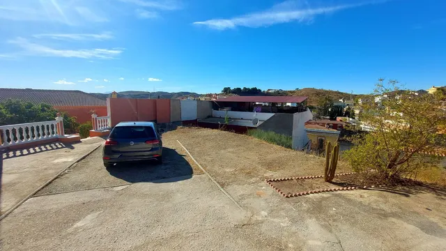 Chalet 5 habitaciones 193m² en venta - Puerto de la Torre — 41