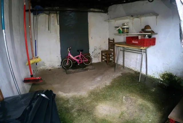 Casa con parcela en Valdeobispo — 10
