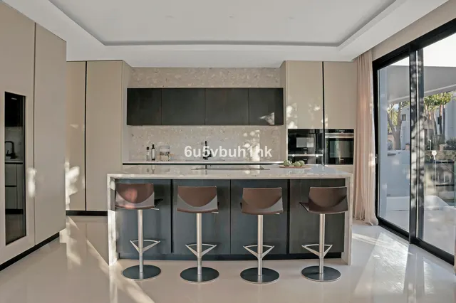 Chalet 6 habitaciones 476m² en venta - Marbella — 6