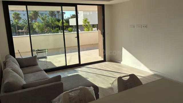 SE ALQUILA FANTÁSTICO PISO CON VISTAS AL MAR EN LOS ÁLAMOS - 2 dormitorios, 2 baños - 2 TERRAZAS - PISCINA - GARAJE — 4