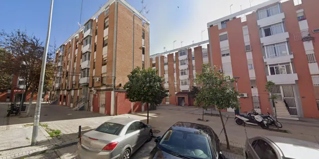 Venta piso en Sevilla — 3
