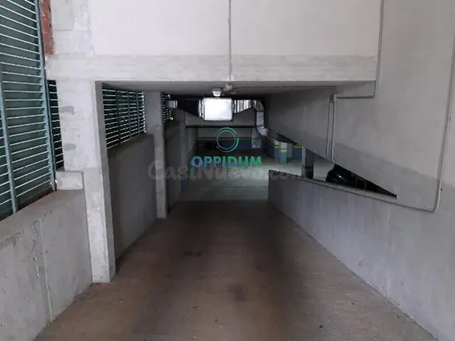 Plazas de garaje en venta en Rúa CONSTANTINO LIMIA NOGUEIR 7 - foto 4
