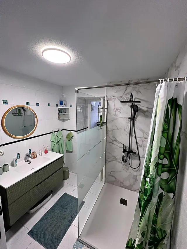 Bungalow con piscina comunitaria, Alicante, Orihuela Costa. 3 habitaciones, 105 m2, 3 kilómetros del mar — 30
