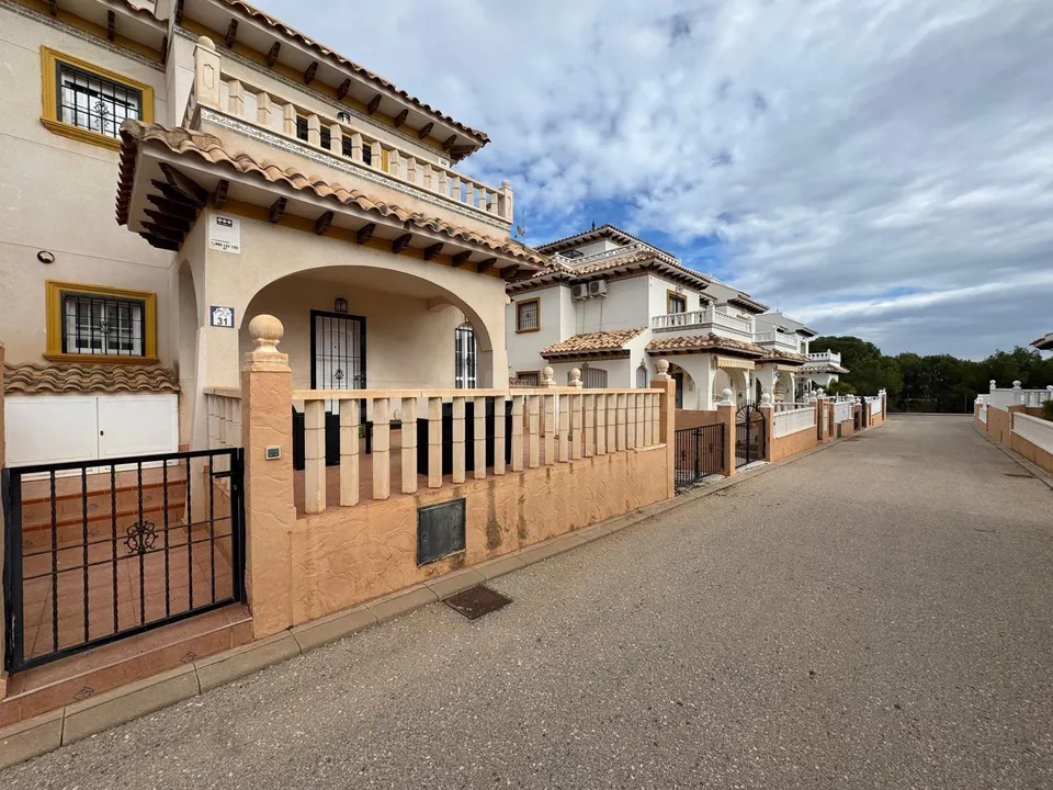 Adosado en Lomas de Cabo Roig