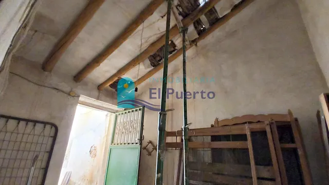 CASA DE CAMPO EN LOS CÁNOVAS PARA REFORMAR – REF. 2115 — 16