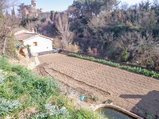 Terreno urbano de (582m2) Piera, El Raval ideal inversionistas — 21