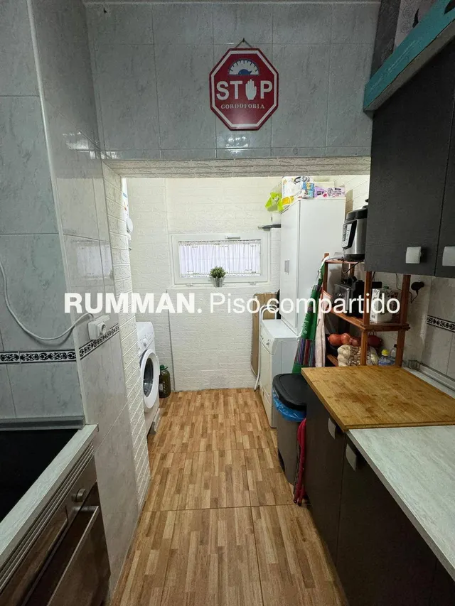 EST/ERAS/TRAB/ Piso de CINCO dormitorios en zona Campus de l - foto 2