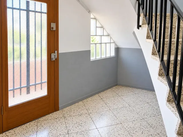 Piso luminoso de 3 habitaciones en Singuerlín, Santa Coloma de Gramenet — 8