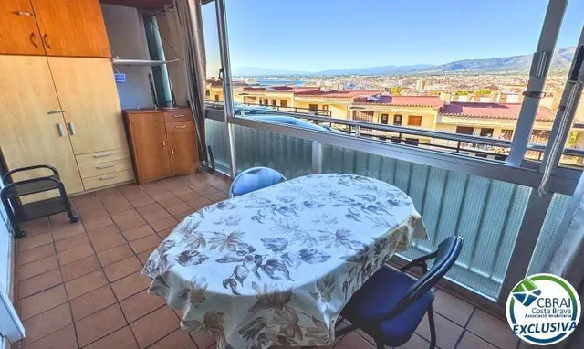 Encantador apartamento de 1 habitación con vistas panorámica - foto 2