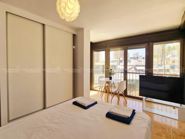 Piso en Venta con Vistas al Mar en Playa Levante, Benidorm — 11