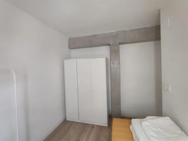 Inmobiliaria Garcia Delgado vende Junto al PTS y Estadio de los Carmenes — 28