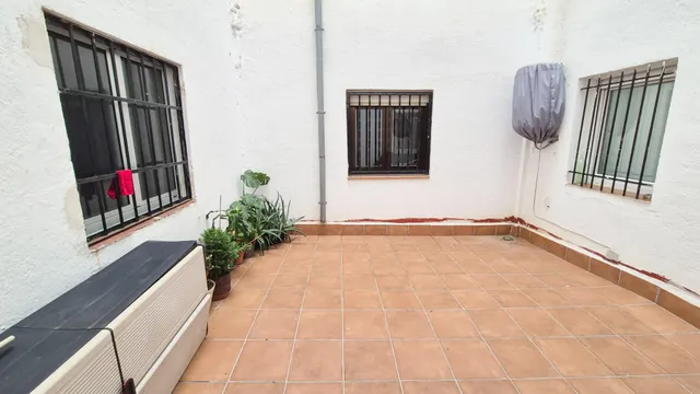 PISO VENTA SALAMANCA. Urbis te ofrece un piso reformado en venta en Garrido Sur, Salamanca. — 36