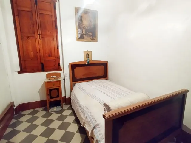 SE VENDE CASA INDEPENDIENTE EN NOVELDA — 26