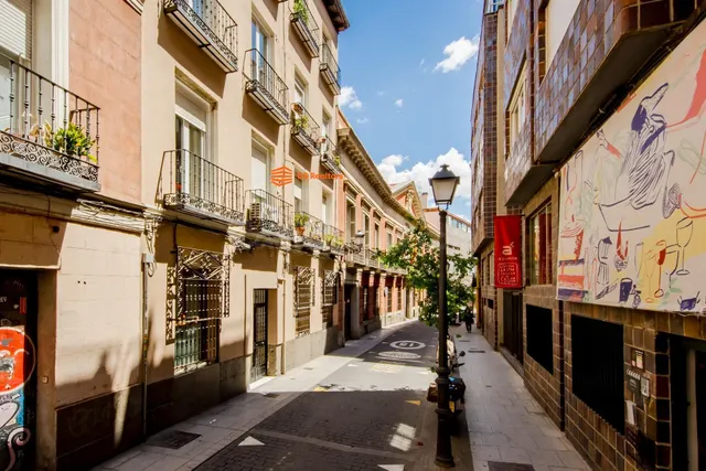 ALQUILER PISO DE LUJO A ESTRENAR EN CALLE DE LA FARMACIA. - foto 2