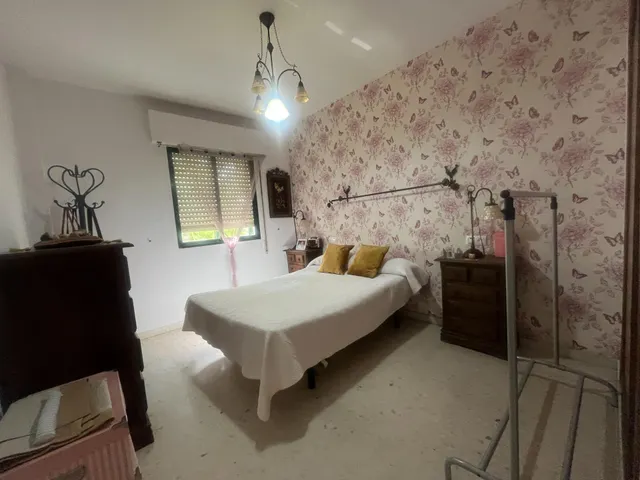 ESPECTACULAR PISO EN AVDA PUERTA DEL SUR — 50