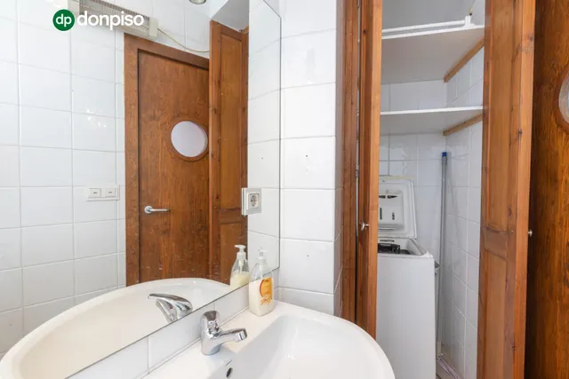 FANTÁSTICO TRÍPLEX EN CÁJAR: UNA VIVIENDA LLEVA DE AMPLITUD Y LUMINOSIDAD — 37