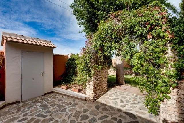 HERMOSA VILLA DE LUJO, ESTILO MEDITERRÁNEO EN LA ZONA DE LA SIESTA-SAN LUIS — 30