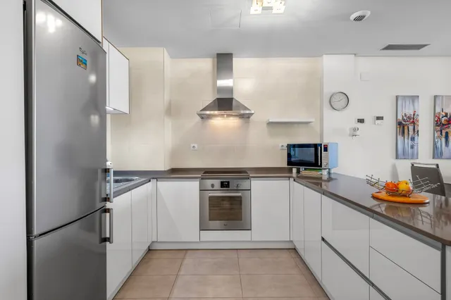 Apartamento de 2 dormitorios y 2 baños en los dolses ( orihuela costa ) — 22
