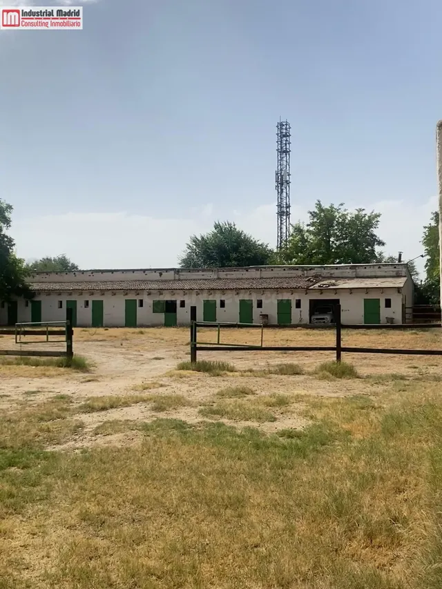 A LA VENTA ESTUPENDA PARCELA EN ARANJUEZ