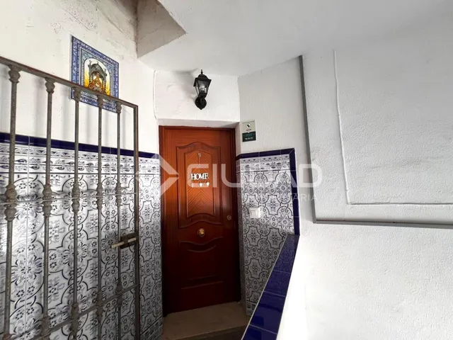 Piso reformado en Bda. Los Ángeles - Barrio Alto — 21
