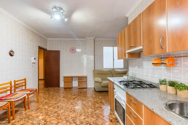 VIVIENDA CON GRAN PATIO PRIVADO FRENTE AL NUEVO HOTEL BARCELÓ 5★ — 14