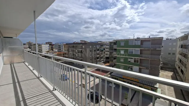 Apartamento en segunada línea playa Bellreguard con vistas a