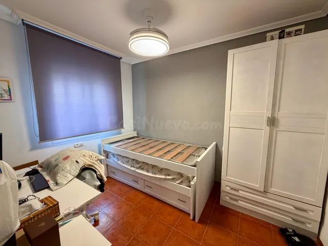 Chalet pareado tipo tríplex de 266 m2 con 4 dormitorios, terrazas, garaje y bodega en Aguadulce Sur — 31