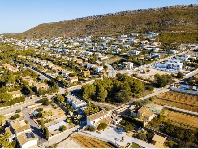 SOLAR CLASE URBANO PARA USO RESIDENCIAL UNIFAMILIAR EN URBANIZACIÓN PINOMAR - JAVEA !! — 21