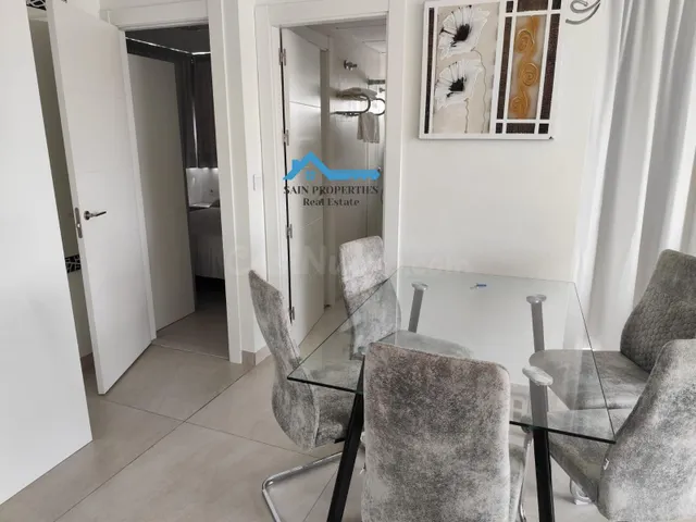 Exclusivo apartamento con terraza en urbanización con piscin - foto 5