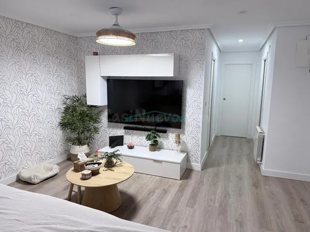 Piso recién renovado con garaje y trastero en Ibi - foto 4