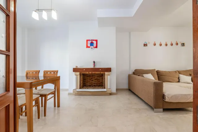 Espectacular chalet adosado en el Vial de Churriana de la Vega: eficiencia, confort y listo para entrar a vivir! — 8