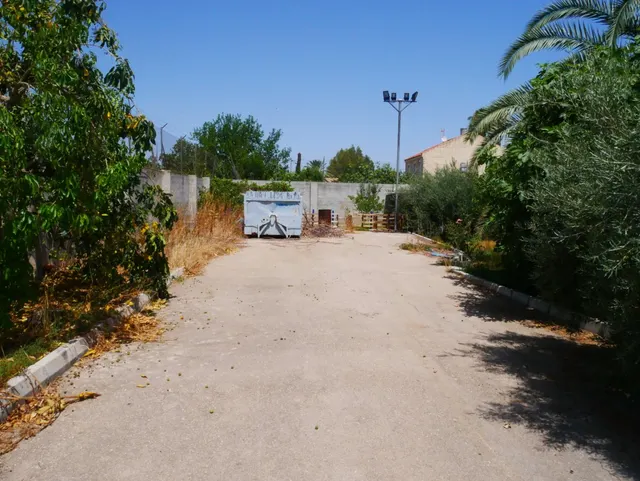 Se venden naves con parcela de 2.868 m2 en Senda De los Garres — 6