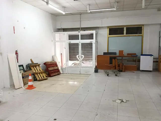 Se vende local comercial con sotano preparado para supermercado en buena zona de Aspe — 17