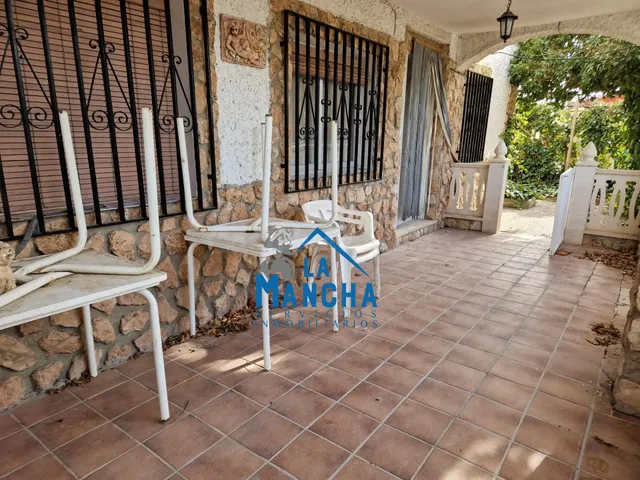 *180.000€* inmobiliaria la mancha vende parcela en Albacete — 5