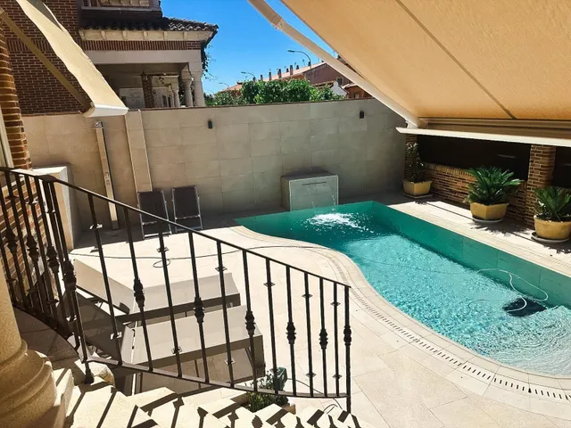 Gran Chalet  en Ocaña, Toledo. — 25