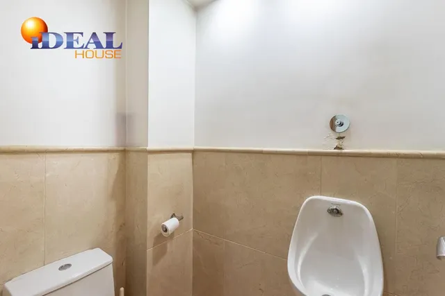 EXCLUSIVO INMUEBLE EN PLAZA DE CARRETAS, JUNTO AL EMBLEMÁTICO PASEO DEL SALÓN — 22