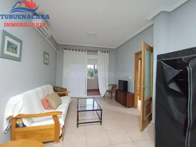 Tu Nuevo Refugio Costero: Acogedor Apartamento en Planta Baj - foto 2