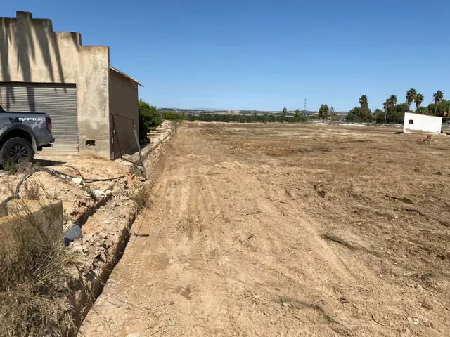 VENTA DE TERRENO RÚSTICO CON LUZ Y CASETA PARA REFORMAR — 10