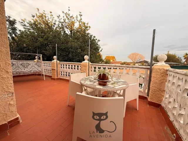 TU ESCAPADA EN TURÍS: PISCINA, TERRAZA, JARDÍN Y VISTAS DESP - foto 4