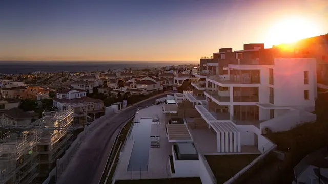 Luxury Ground-Floor Apartment with Private Infinity Pool & Sea Views near Calanova Golf — 9