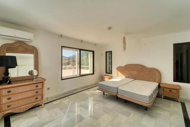 Chalet 4 habitaciones 448m² en venta - Marbella — 13