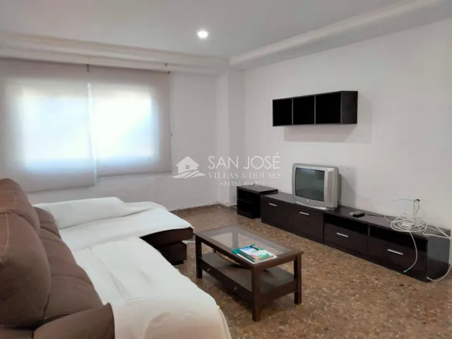SE VENDE CHALET EN ELCHE — 9