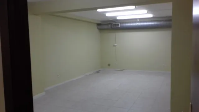 SE VENDE LOCAL, ZONA VIRXE DA CERCA, DE 400 M2 — 6