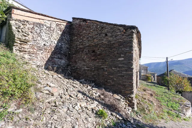 Finca rústica en el corazón de la montaña gallega — 41