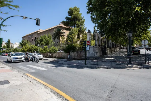 oportunidad en Albaicín bajo — 28