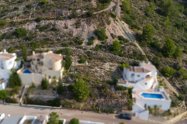 Terreno edificable en Jalón con vistas al valle y servicios cercanos — 9