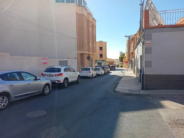 SOLAR EN EJIDO NORTE - EL EJIDO (ALMERÍA) - foto 3
